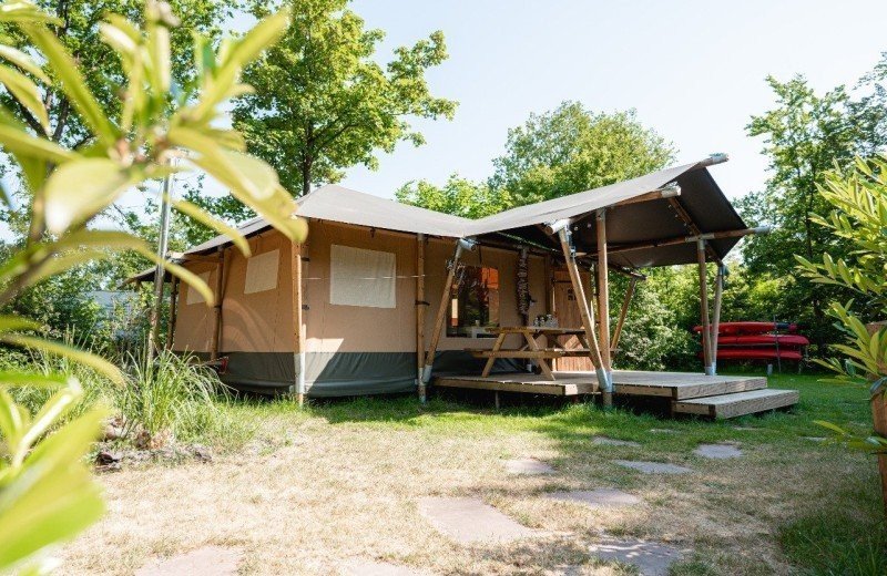 Safaritent huren familiecamping